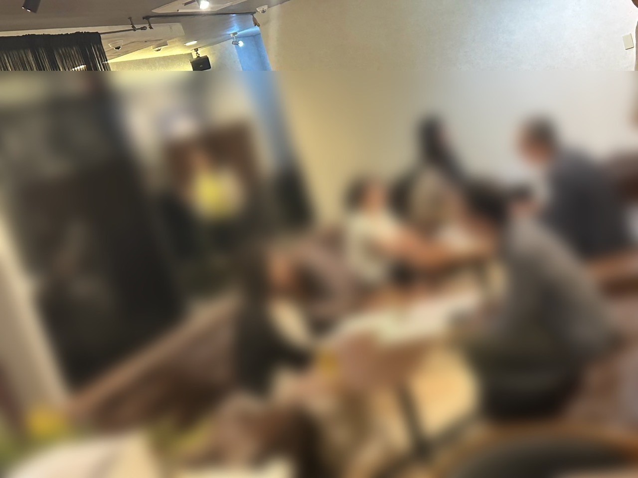 写真：パーティの様子