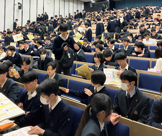 画像：生徒の反応と今後の展望